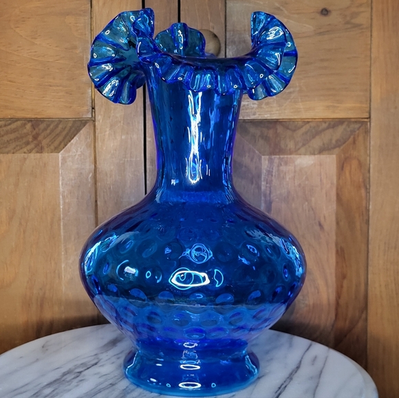 Fenton Blue Glass Polka Dot Vase - Picture 12 of 14